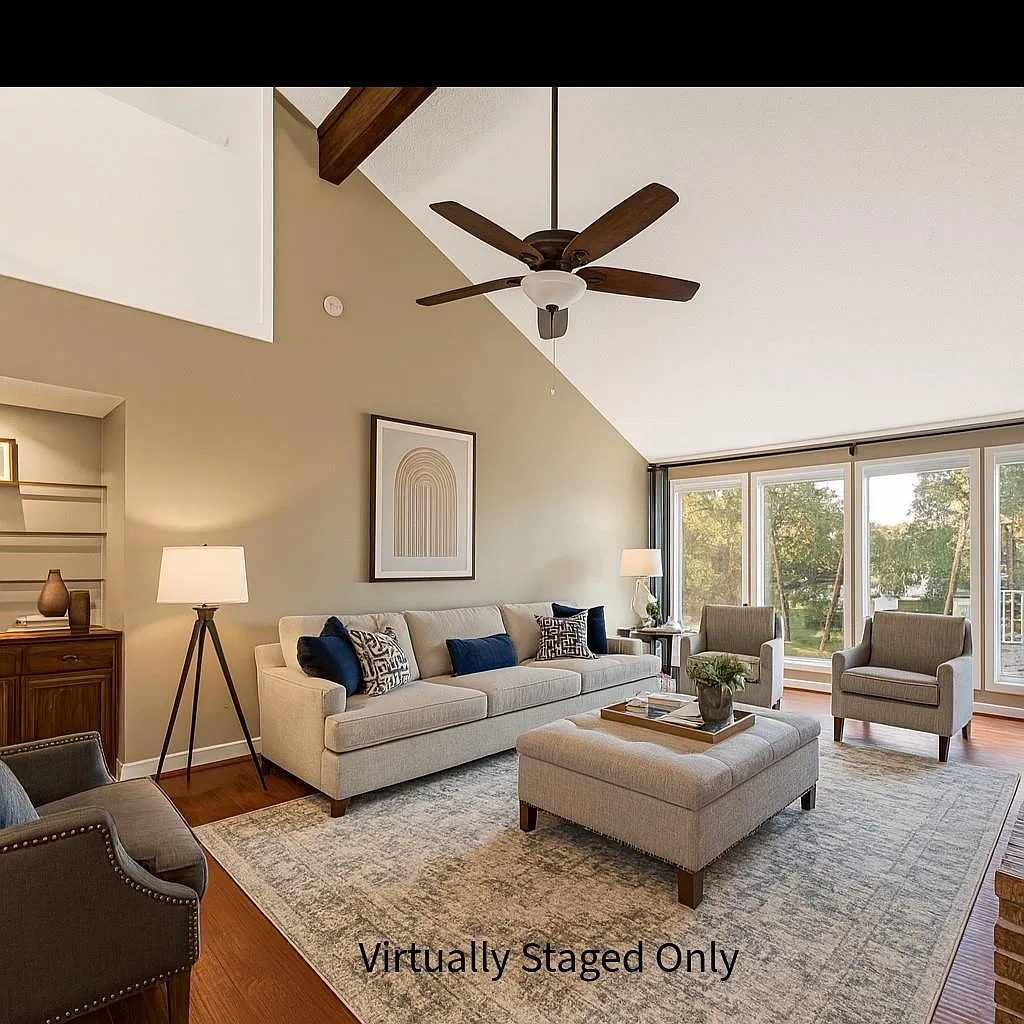3 bed, 2.0 bath, 2828 sqft, $2,650 — Photo 3