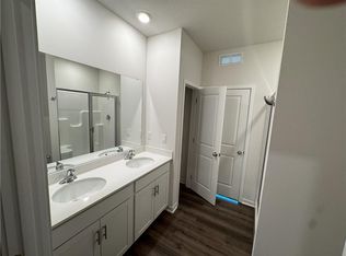 20190 Cornice St, Spring Hill, KS 66083