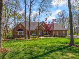 5141 Live Oak Dr, Smithton, IL 62285