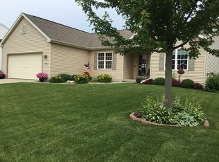 305 Highview Ln, Columbus, WI 53925