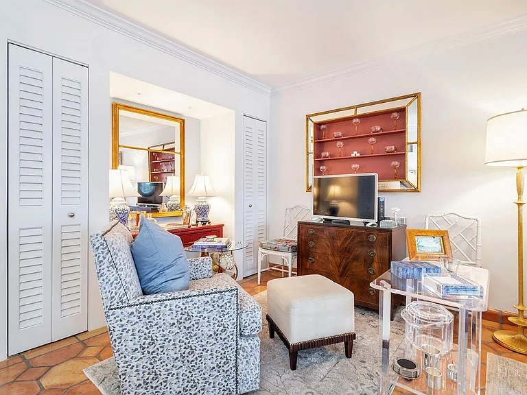 401 Peruvian Ave #1040 — Photo 7