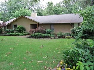 240 S Yates Rd, Memphis, TN 38120