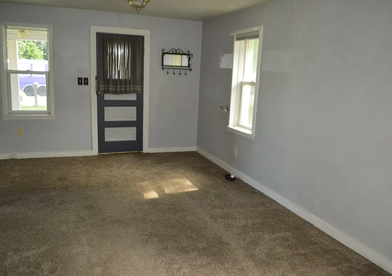 For Rent: 2 Bedroom House — Photo 3
