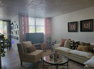 9411 SW 4th St APT 203, Miami, FL 33174