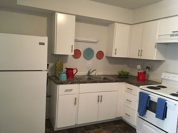 5th image of 1309 Hudson Ave APT A03