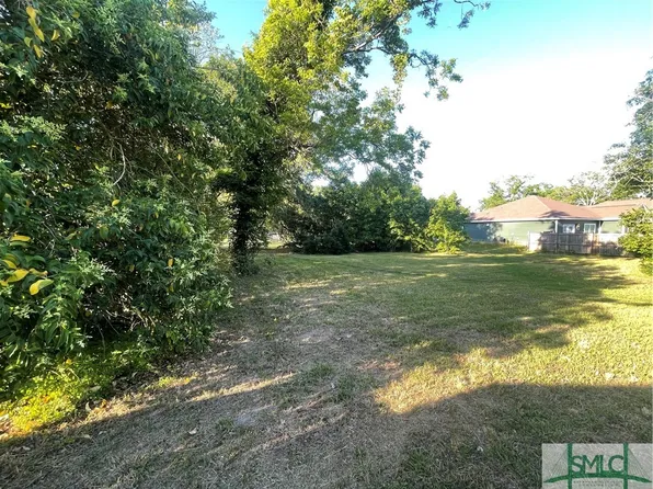 121 KING Street, Savannah, GA 31408