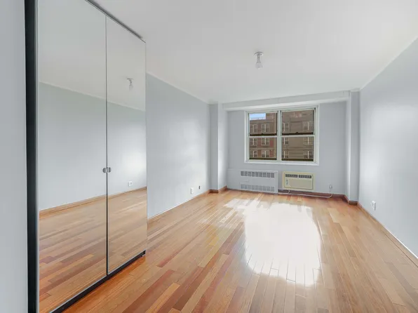 35 Sea Coast Terrace image 13 of 14