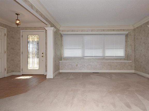 4th image of 4703 Pine Glen Ct