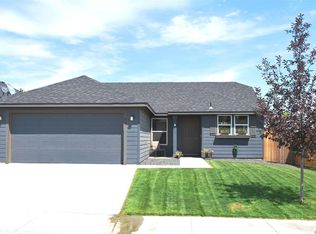 487 S Utah St, Kennewick, WA 99336