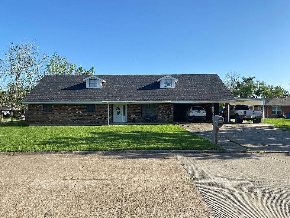 1st image of 905 Bernadette Dr