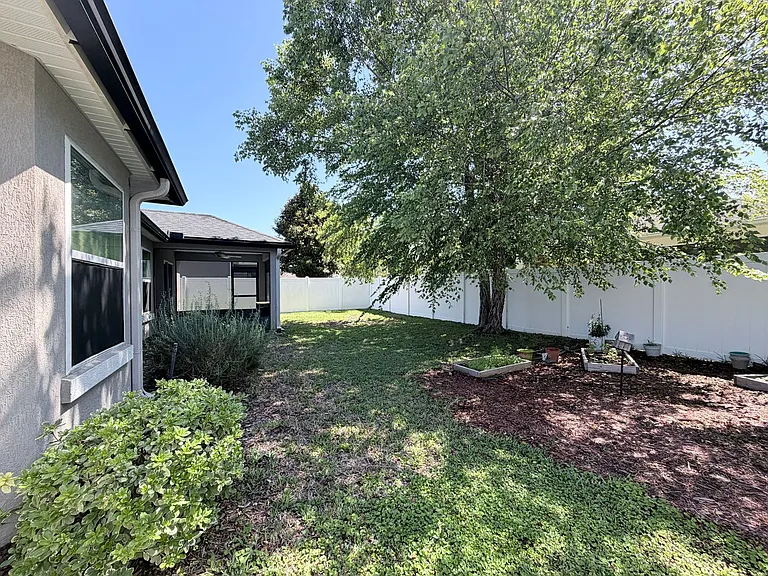 16226 Stanis Ct — Photo 28
