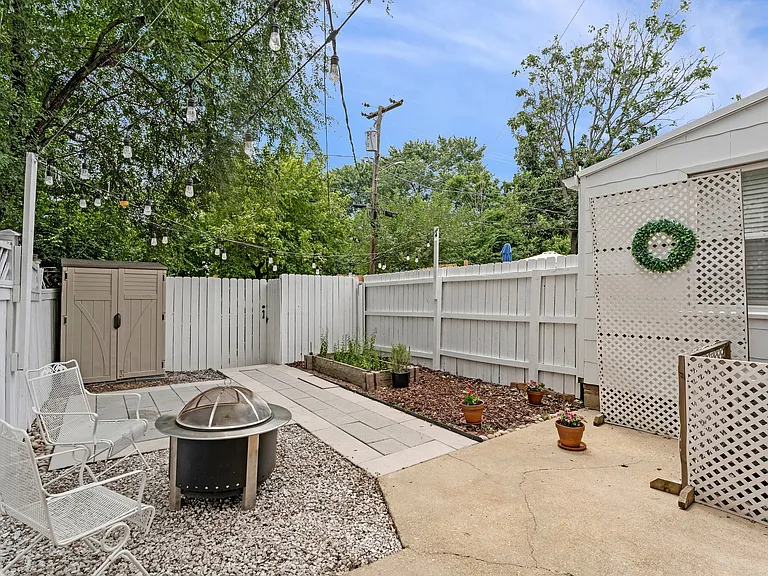 4782 21st Rd N — Photo 20