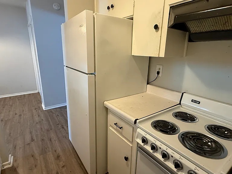 1906 Santa Clara St #3 — Photo 9
