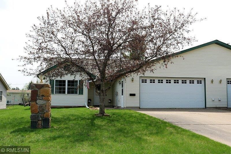 1st image of 432 7th Ave NE