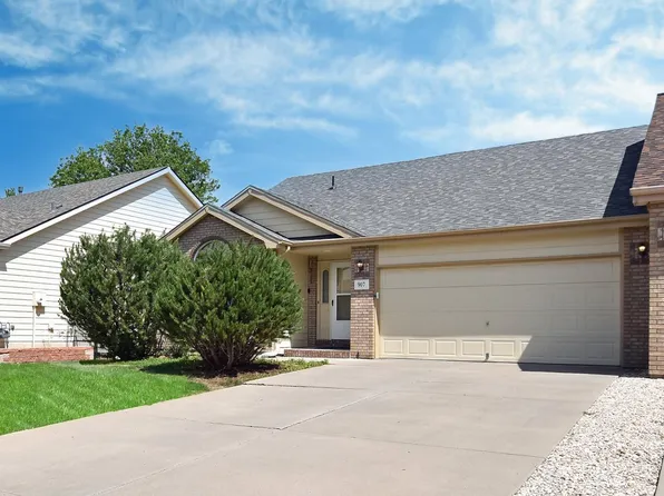 907 N 4th St, Johnstown, CO 80534