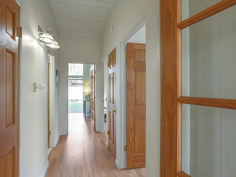 352 Carolina Ln — Photo 14