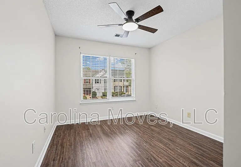 106 Waterford Park Dr — Photo 23
