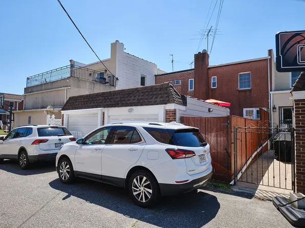 1594 Independence Avenue image 21 of 26