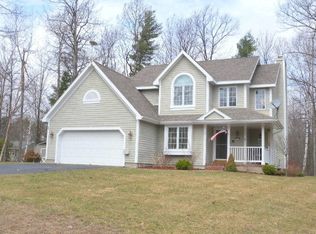 11 Twin Birch Ln, Morrisonville, NY 12962