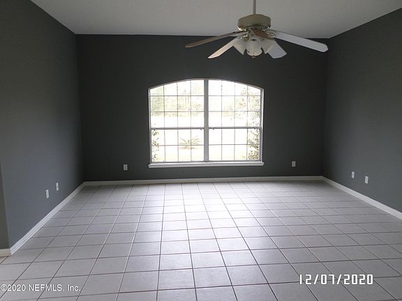 2nd image of 5117 Gracewood Ln
