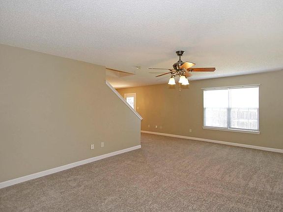 4th image of 4802 Aldersbrook Dr