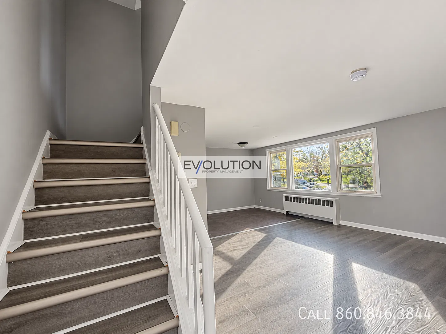 2 bed, 1100 sqft, $1,800 — Photo 2