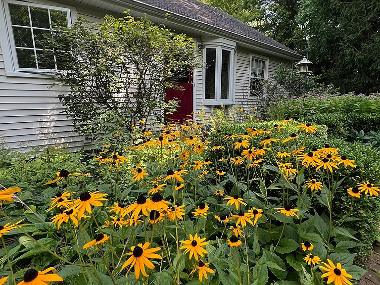 9910 Thwing Rd — Photo 3