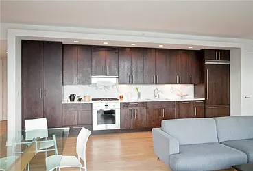 Rented by R New York