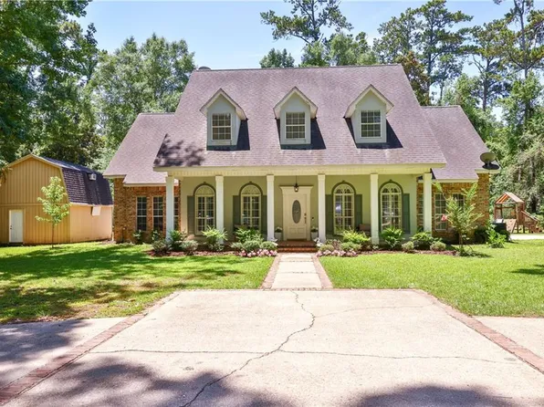105 Woodlawn Ln, Mandeville, LA 70471