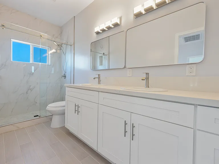 4839 Mansfield St — Photo 14