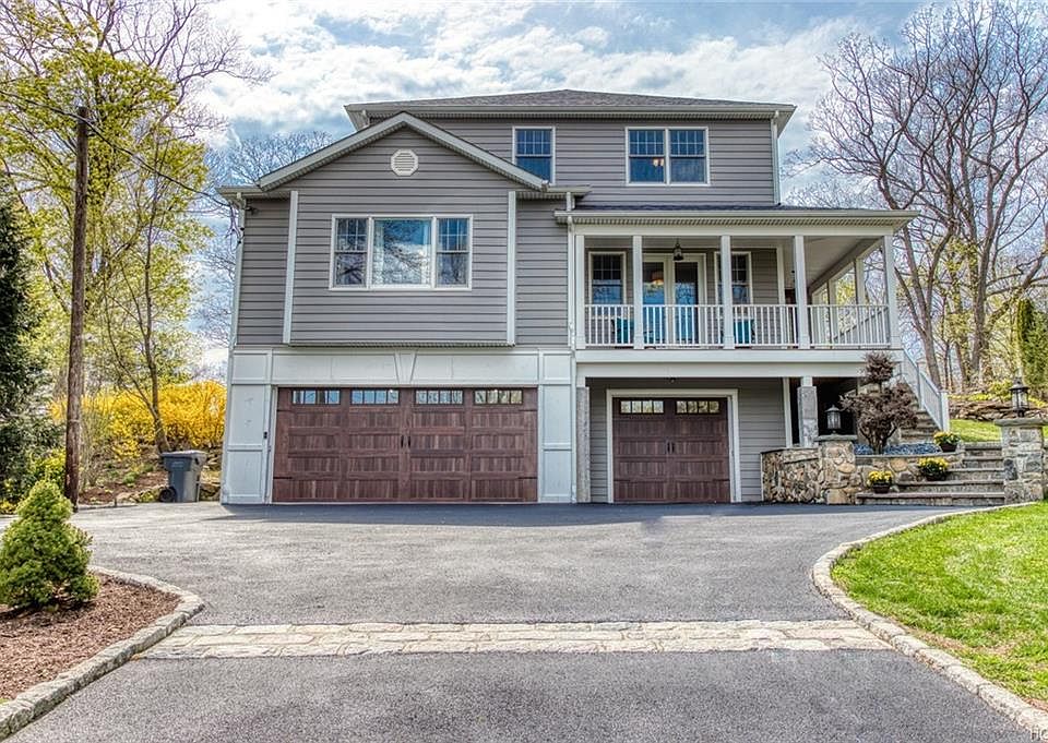 1st image of 15 Crescent Dr S