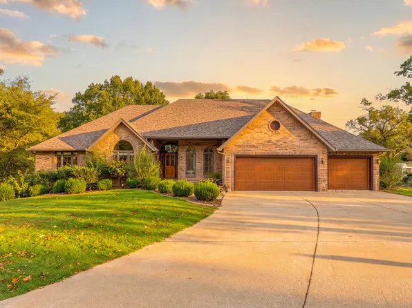 110 Woodleigh Road, Branson, MO 65616