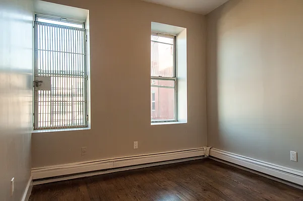Rented by Nooklyn NYC LLC | media 41