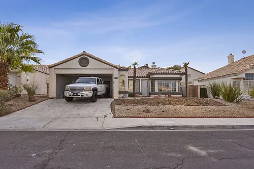 8073 Boardwalk Way Photo 1