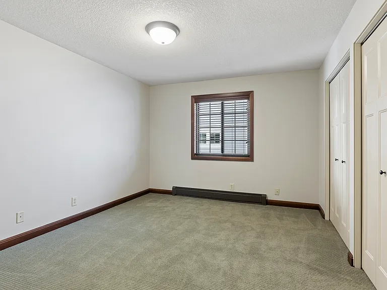 Morse Manor — Photo 18