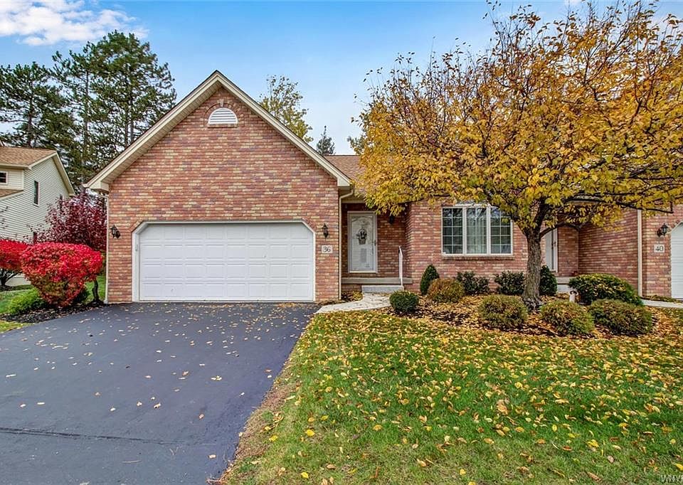 1st image of 36 Pineview Ct