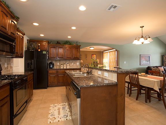 Spacious open kitchen
