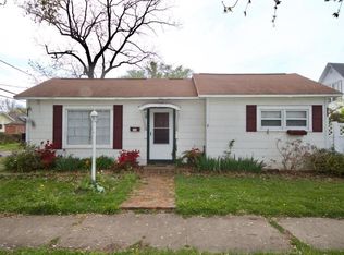 223 S 19th St, Murphysboro, IL 62966