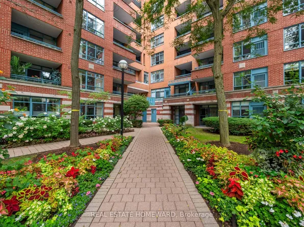 1091 Kingston Rd #815, Toronto, ON M1N 4E5
