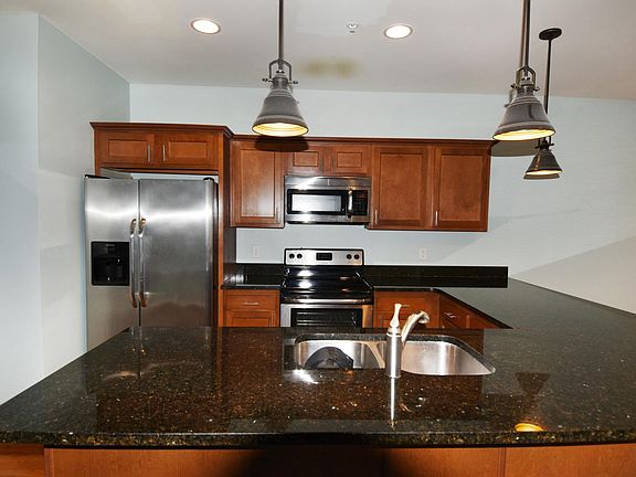 3rd image of 260 Washington Ave APT 202