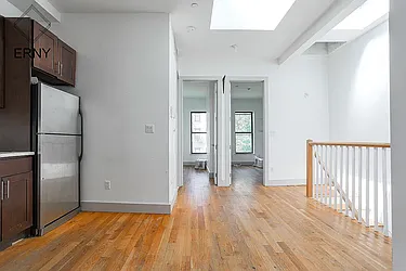 183 Hart Street, #3L