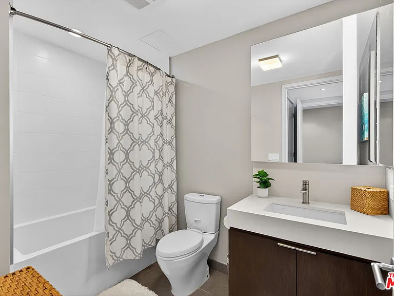 1755 Ocean Ave #702 — Photo 32