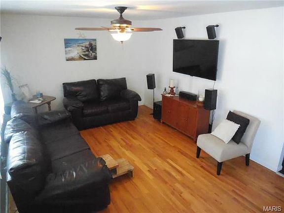 2nd image of 1405 Nashua Dr
