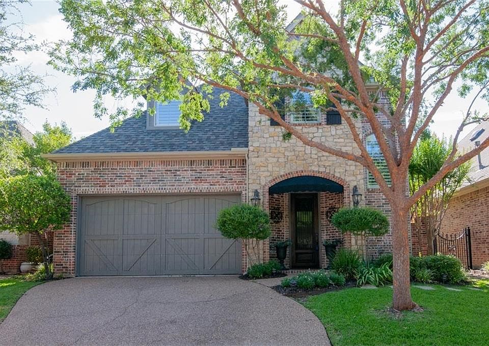 1st image of 217 Versailles Ln