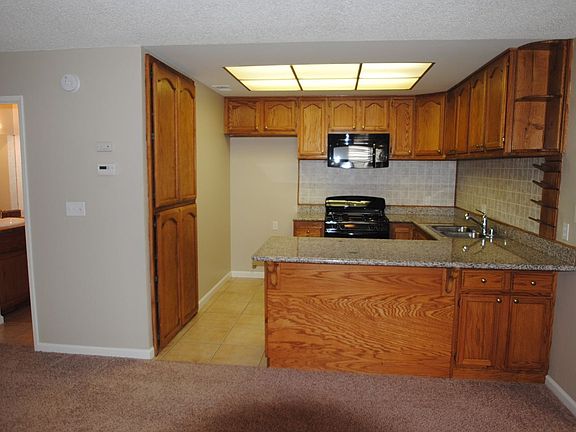 2nd image of 1804 Cirby Way APT B
