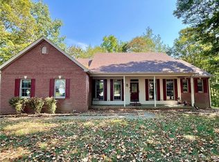 528 Quail Ridge Ct, Madison, IN 47250