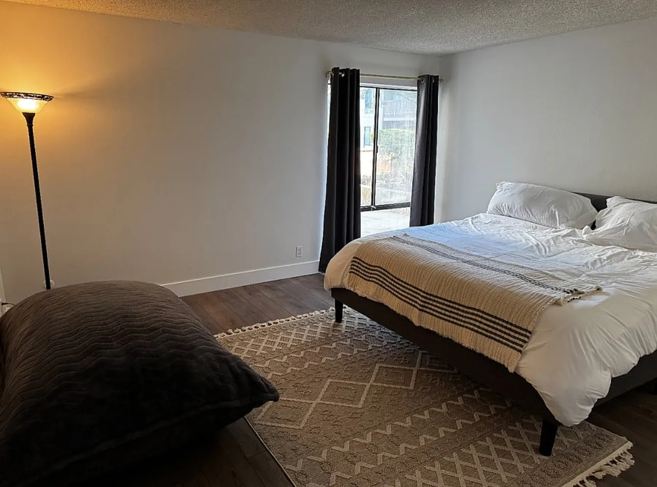 2 bed, $3,700 — Photo 1