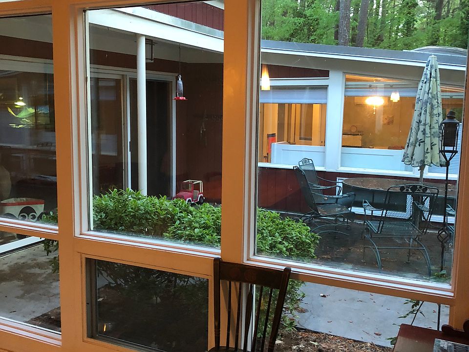 1st image of 2535 Wrightwood Ave