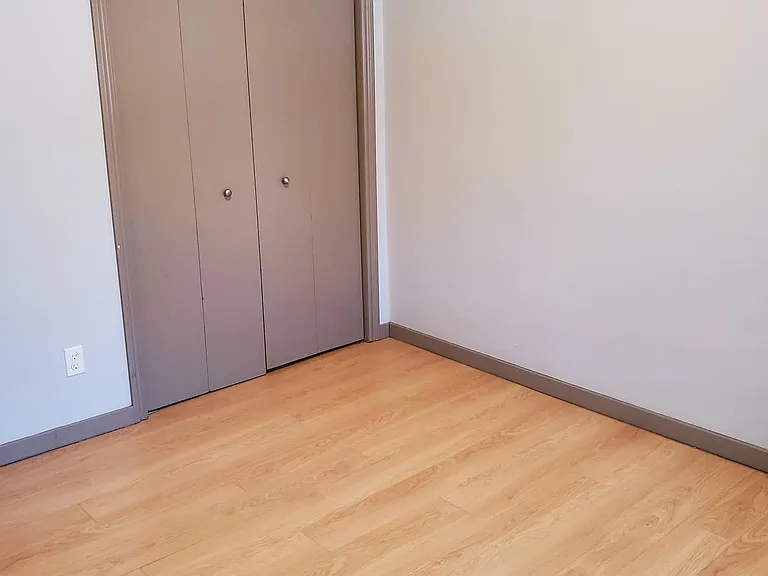 900 Norwich Ave #203 — Photo 10