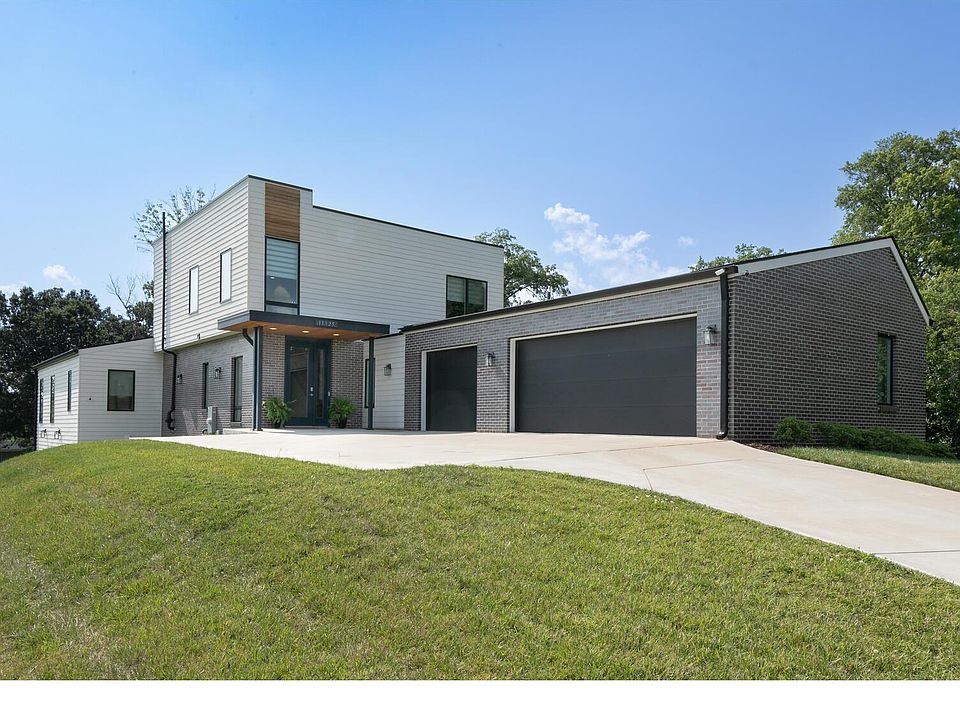 1st image of 11925 Santino Ct